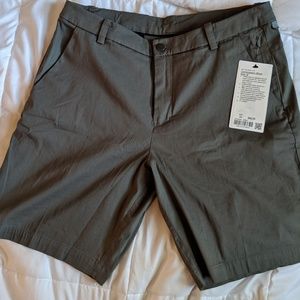 NWT Lululemon Commission Shorts Slim 9"